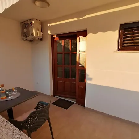 Apartment Mari-2