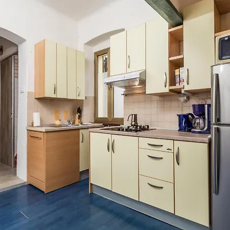 Nice Apartment In Opatija With 1 Bedrooms-3