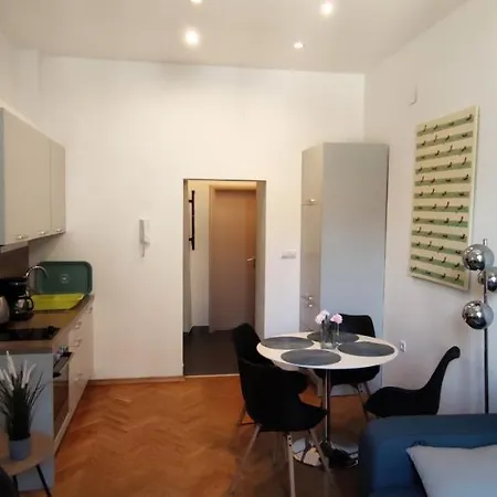Apartment Milani With Private Garage-2