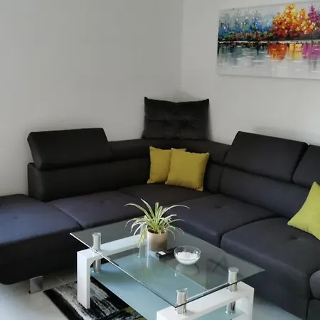 Apartment Deni-2