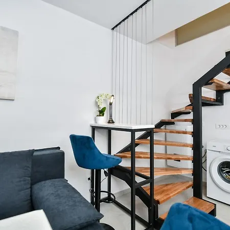 Luxury Blue Bay Apartment-2