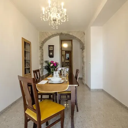 Apartment Derossi-3
