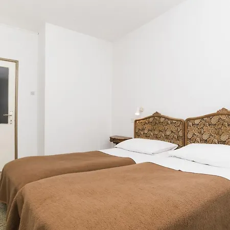 Guest House Adriatic-3