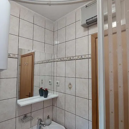 Studio 7Even Ground Floor-2