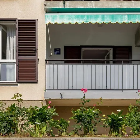 Apartment La Perla-3