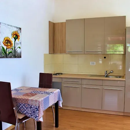 Apartments Kimm-3