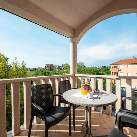 House With Apartments Dragica-3