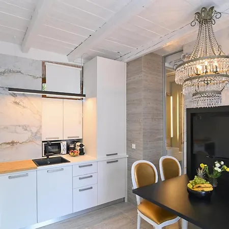 Good Time Apartments-2