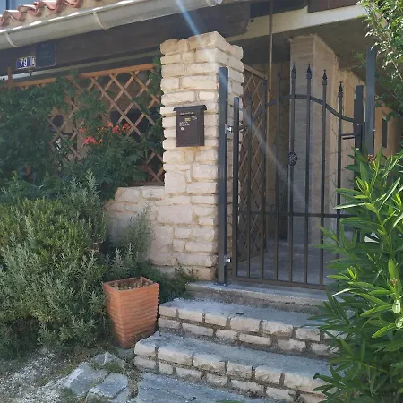 Studio Apartment Posavec-3