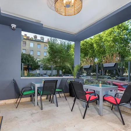 Marine Lux Apartments-3