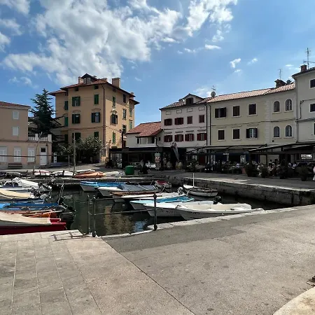 Vila Mila Volosko Opatija-3