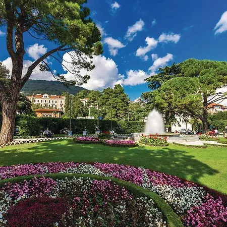 Nice Apartment In Opatija With Wifi And 1 Bedrooms-2