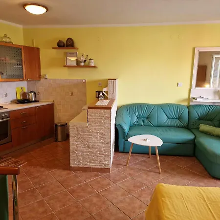 Apartments Rina-2