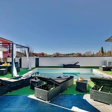 Complex Villa White-3