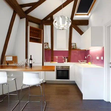 Charming Studio Apartment In The Heart Of Opatija-3