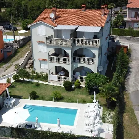 Apartments Ljubas-2
