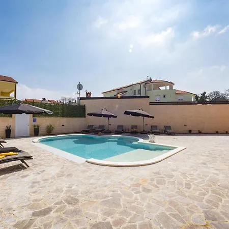 Villa Nur Pula-3