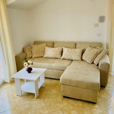 Apartments Brnada-2