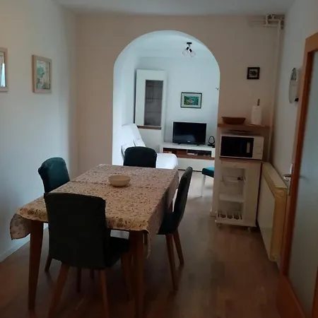 Apartment Romana-3