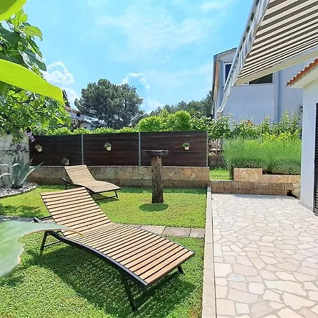 Urban Premium Apartments (Adults Only)-3