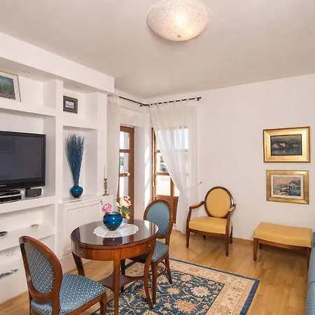 Suite Mimoza-2