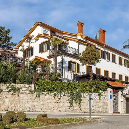 Camelia & Martina Apartments-3