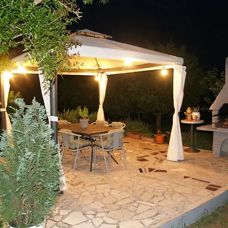 Apartment Karolina - Green Oasis With Free Parking-2