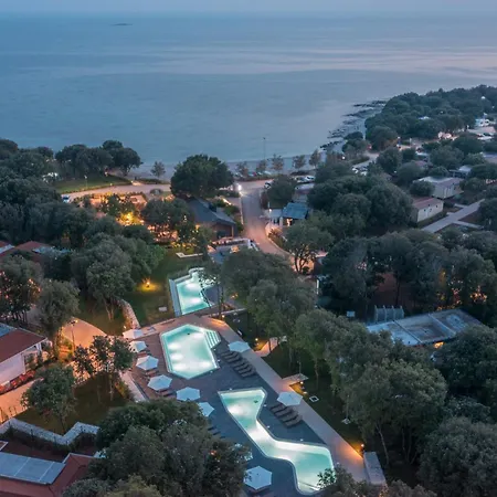 Luxury Glamping Beach Villas Porto Bus-3