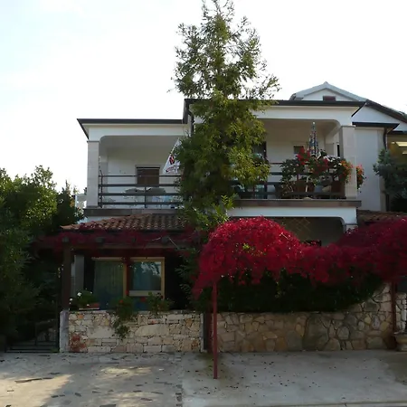 Apartments Finida-3