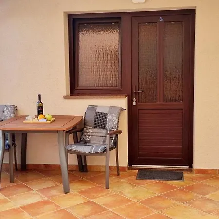 Nadija Rooms Funtana-3