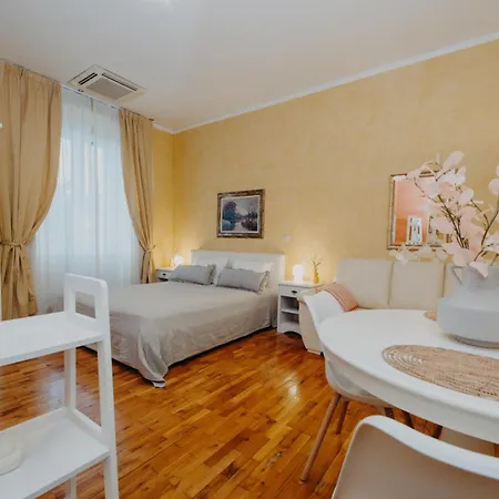 Rooms And Studios Villa Rossella 2-3