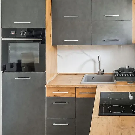 Two-Bedroom Apartment In Vrsar-2