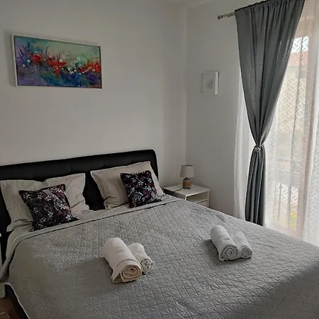Santa Eufemia Rovinj 10Min Walk To City & Free Garage Parking-2