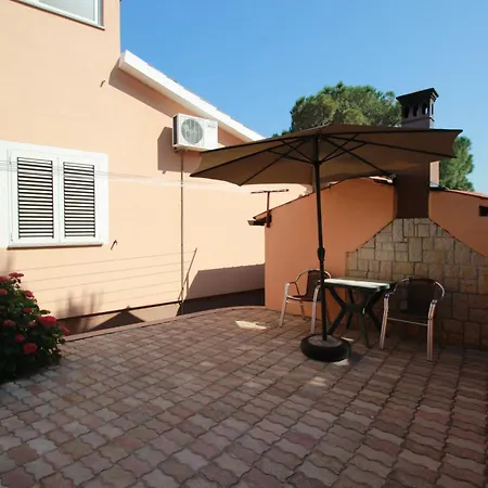 Apartments Jeromela-2