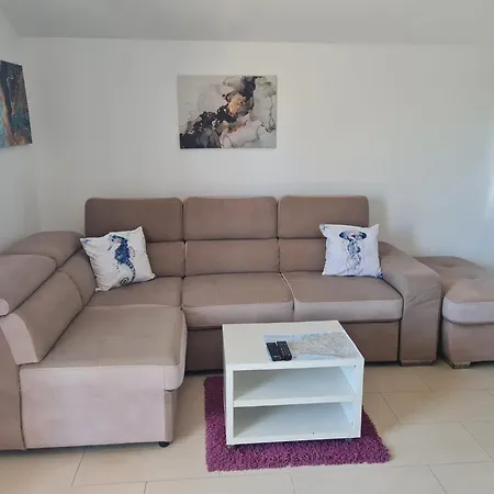 Apartments Pezic-2