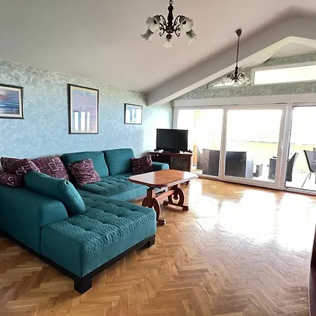Apartment Elza-2