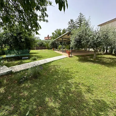 Apartment Karolina - Green Oasis With Free Parking-3