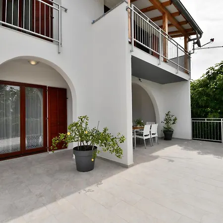 Apartment Mediteraneo-2