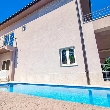 Guest House Manuela-3