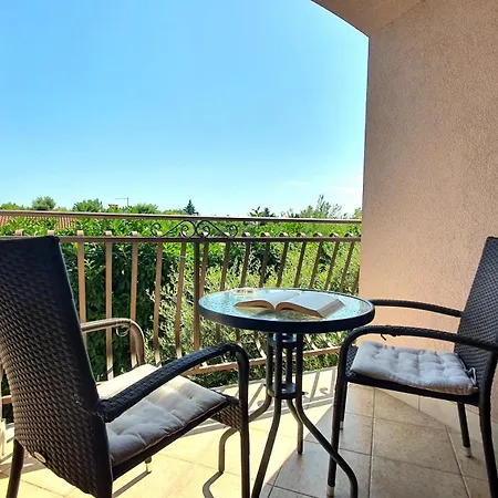 Apartments Villa Tre Marie-3
