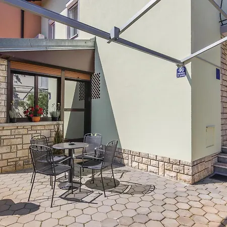 Amazing Home In Rovinj With Wifi-3