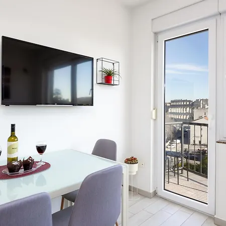 Ancora Center Apartment-2
