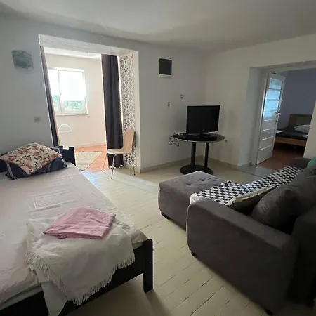 Apartments Zlata-3