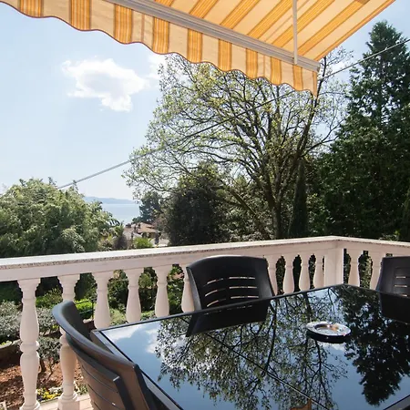 Apartments Villa Salona-3