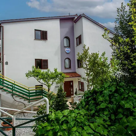 Apartment Iva-3
