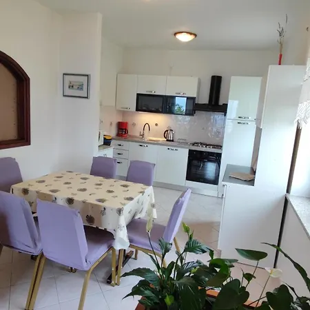 Apartman Persic-2
