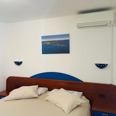 Funtana-Mia Rooms B&B-3