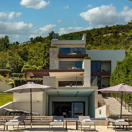 Villa Altavista - Seaview & Relax With Heated Pool & Minigolf-2