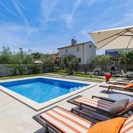 Apartment Chiara By Interhome-2