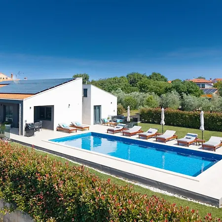 Villa XO-3